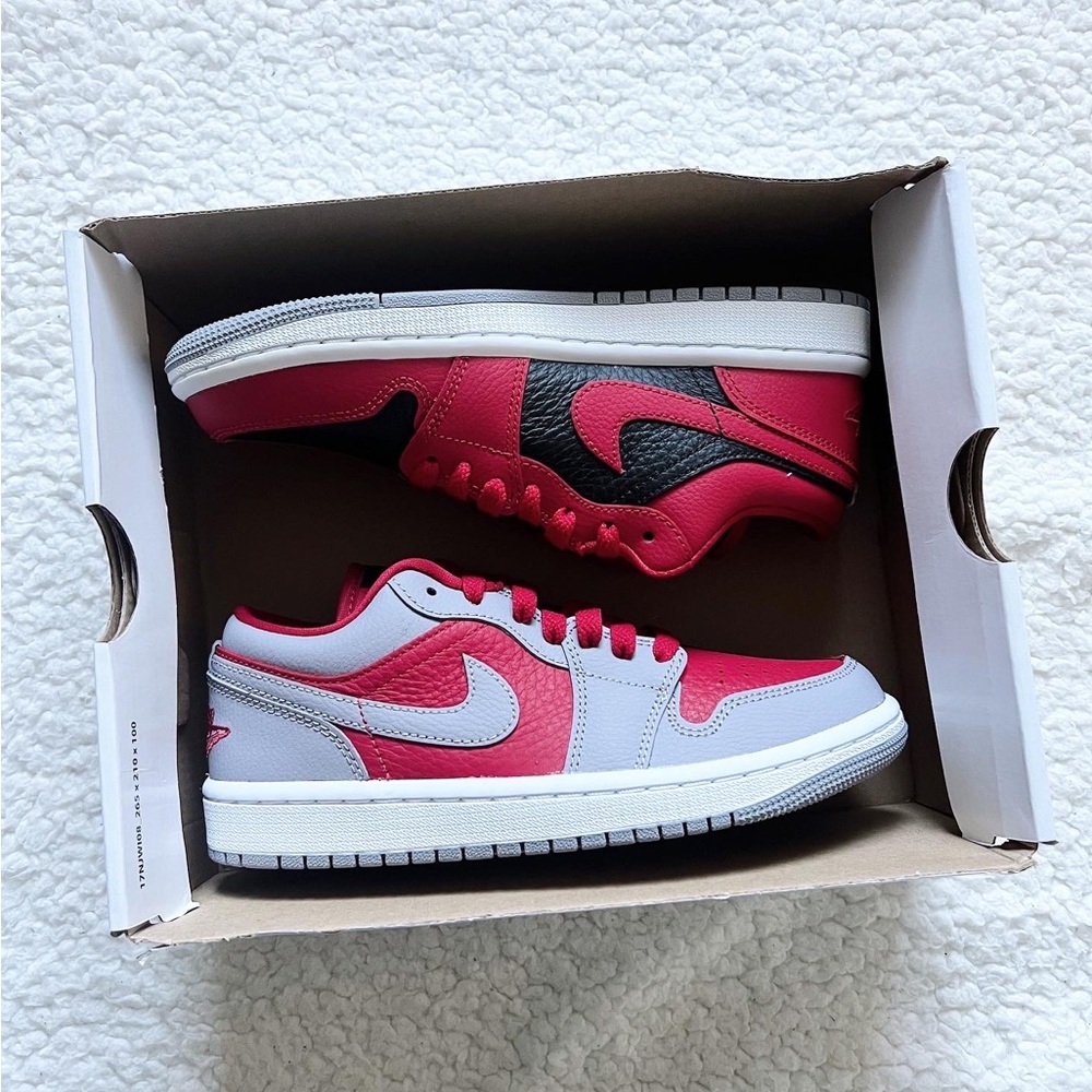 nike air jordan 1 low
